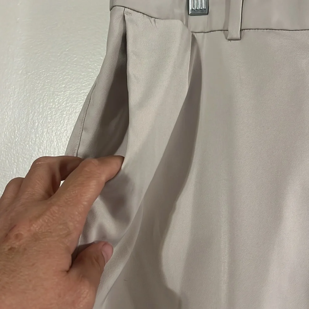 Nike mens cream flat front dri-fit shorts